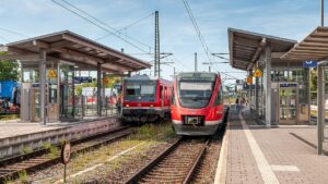 Mehr über den Artikel erfahren Tödlicher Angriff auf Zugbegleiter: Grieche oder Syrer?