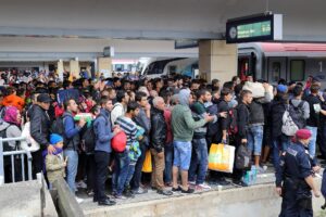 Mehr über den Artikel erfahren Versprochene Migrationswende? Einbürgerungen auf Rekordniveau!
